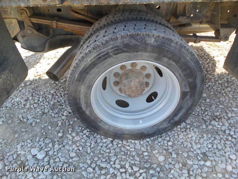 image for item DF0900 2008 Sterling 5500  flatbed truck