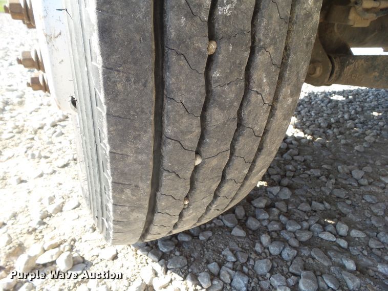 image for item DF0900 2008 Sterling 5500  flatbed truck