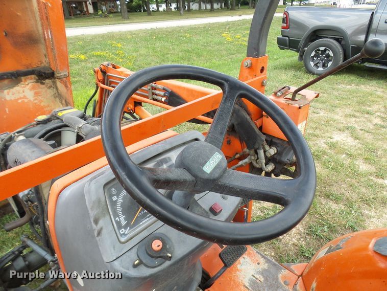 image for item DG2021 Kubota B21  backhoe