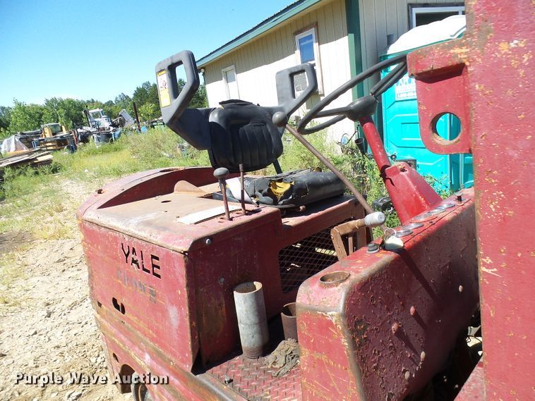 image for item DG2051 Yale KG51AT40UF  forklift