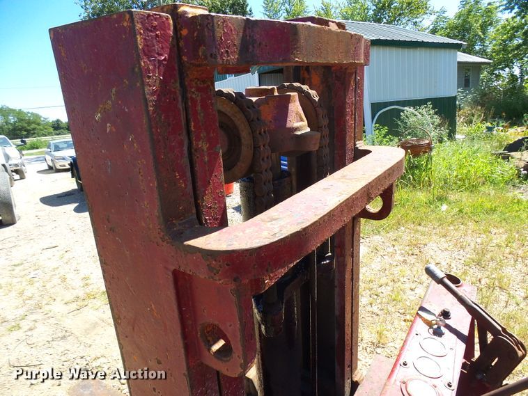 image for item DG2051 Yale KG51AT40UF  forklift