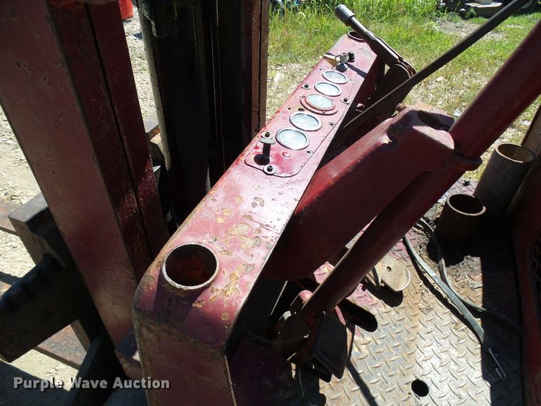 image for item DG2051 Yale KG51AT40UF  forklift