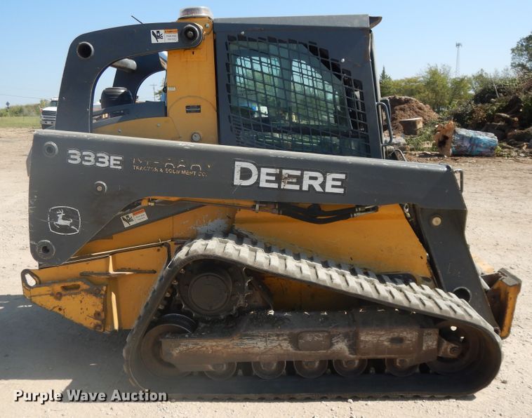 image for item DH0100 2014 John Deere 333E  tracked skid steer loader