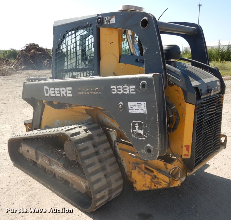 image for item DH0100 2014 John Deere 333E  tracked skid steer loader