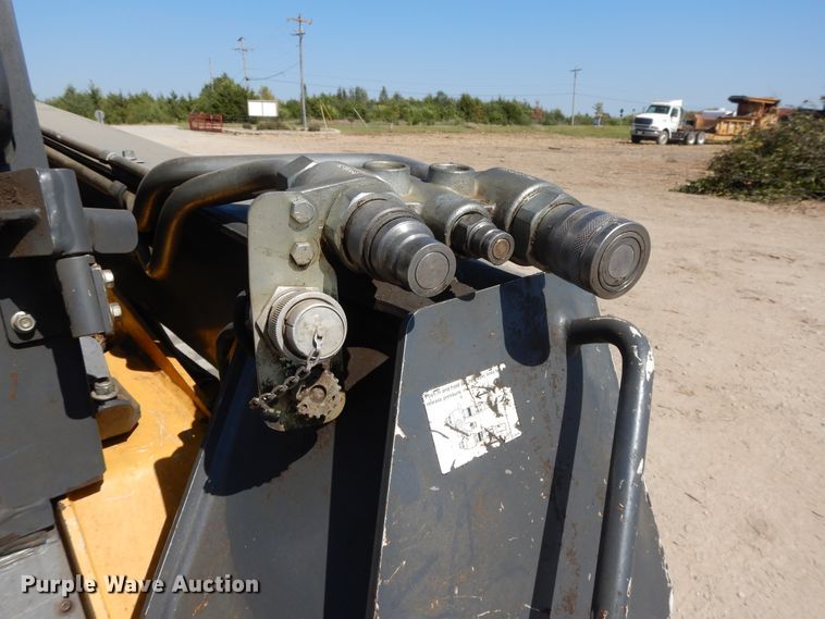 image for item DH0100 2014 John Deere 333E  tracked skid steer loader