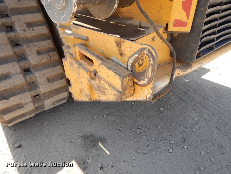 image for item DH0100 2014 John Deere 333E  tracked skid steer loader