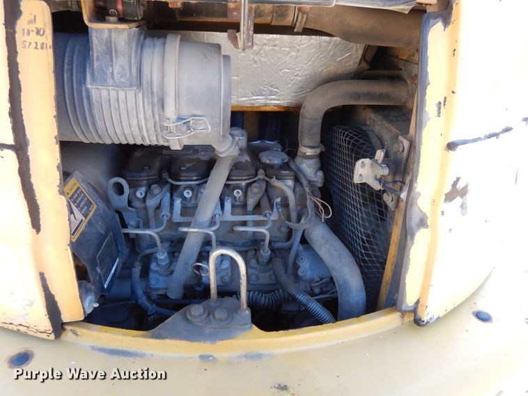 image for item DH0103 2003 John Deere 35C  mini excavator