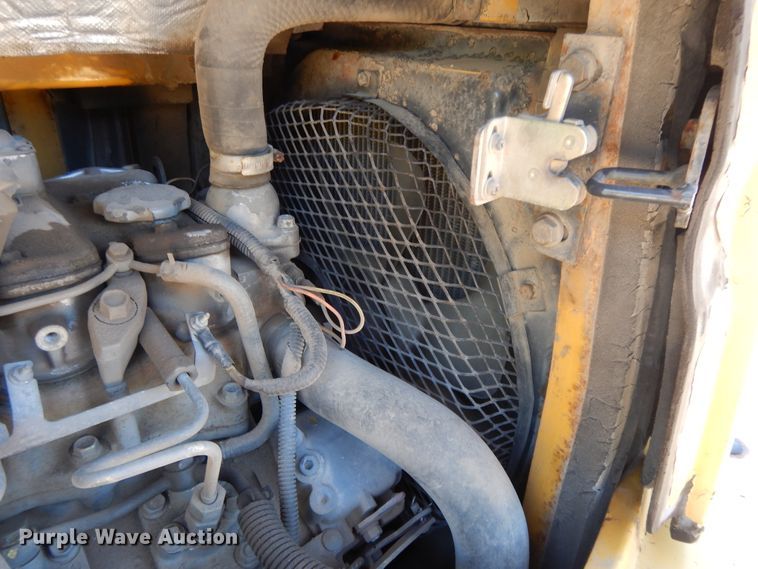 image for item DH0103 2003 John Deere 35C  mini excavator