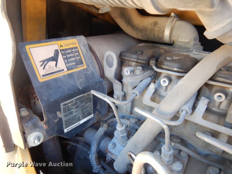 image for item DH0103 2003 John Deere 35C  mini excavator