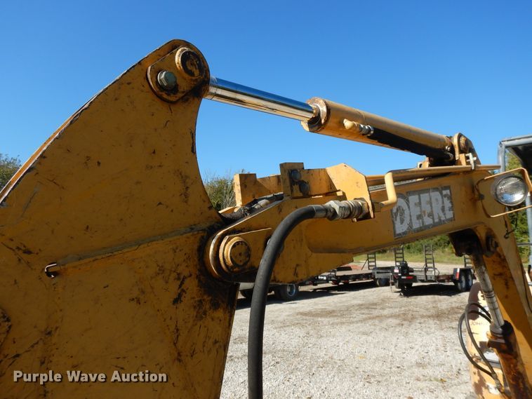 image for item DH0103 2003 John Deere 35C  mini excavator