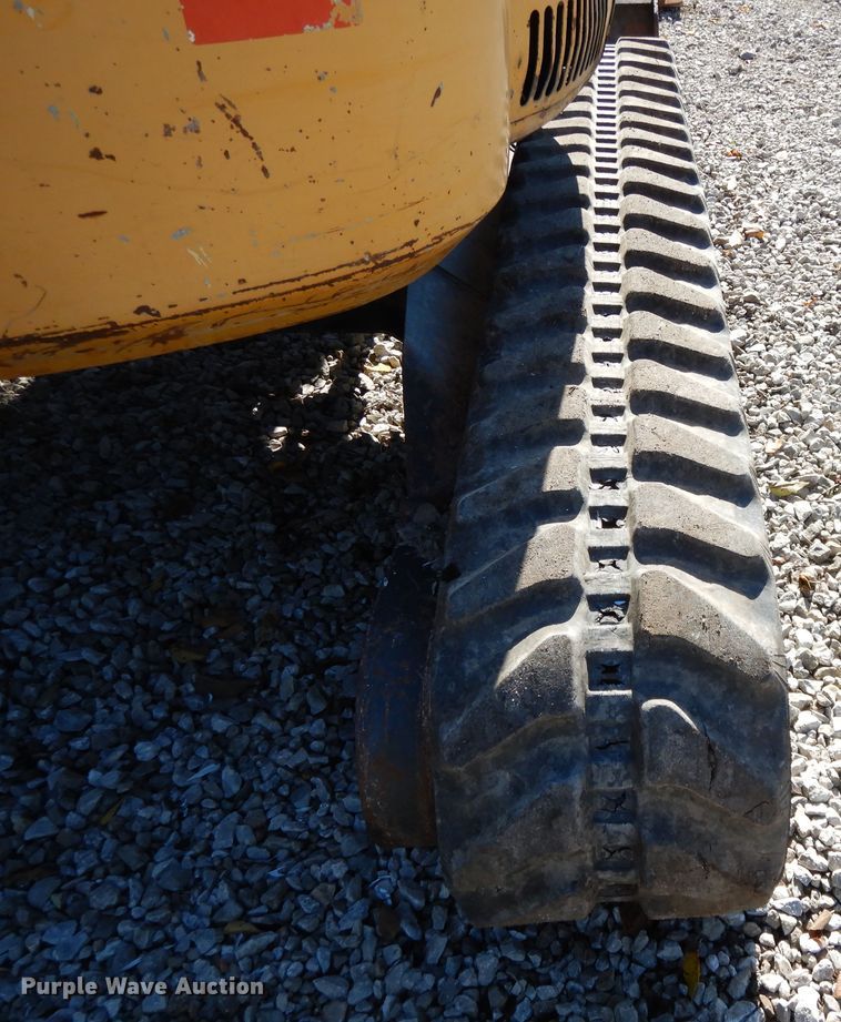 image for item DH0103 2003 John Deere 35C  mini excavator