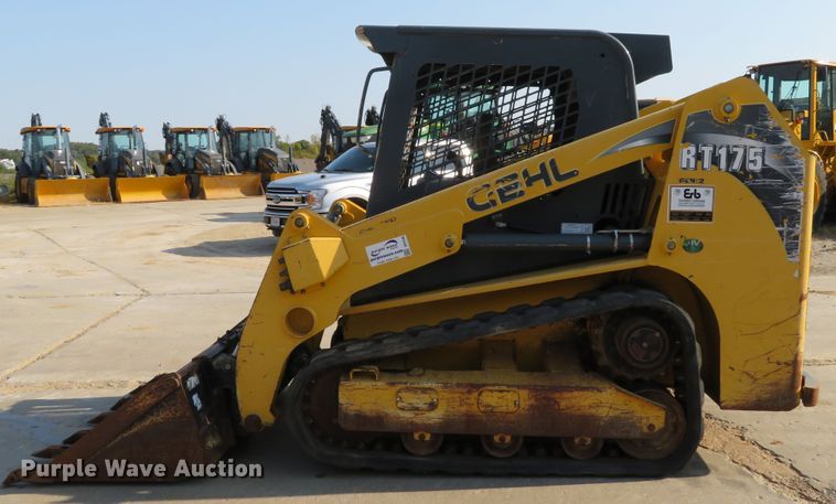 image for item DH1246 2014 Gehl RT175  tracked skid steer loader
