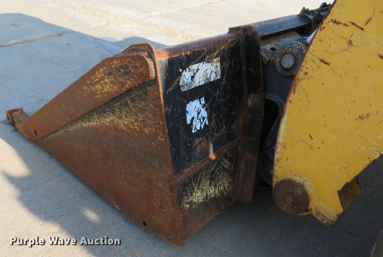 image for item DH1246 2014 Gehl RT175  tracked skid steer loader