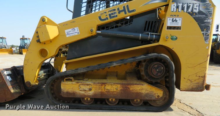 image for item DH1246 2014 Gehl RT175  tracked skid steer loader