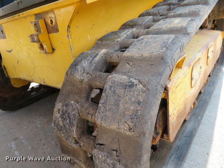 image for item DH1246 2014 Gehl RT175  tracked skid steer loader