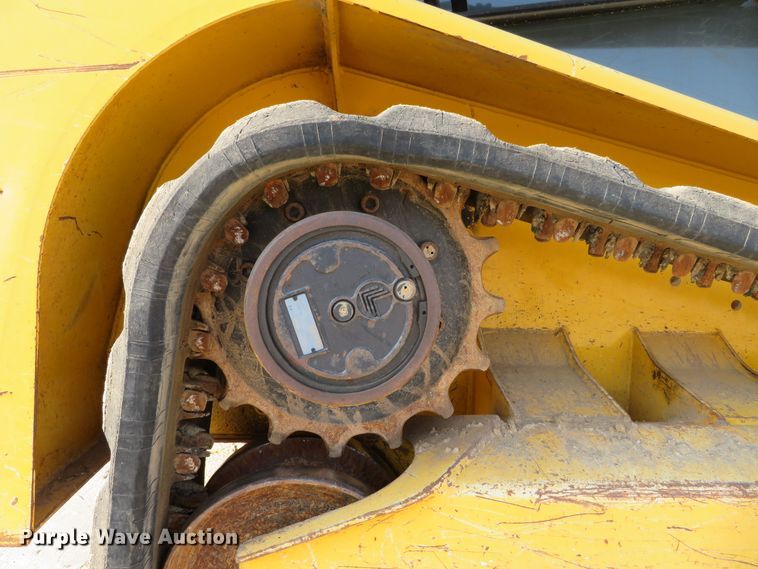 image for item DH1246 2014 Gehl RT175  tracked skid steer loader