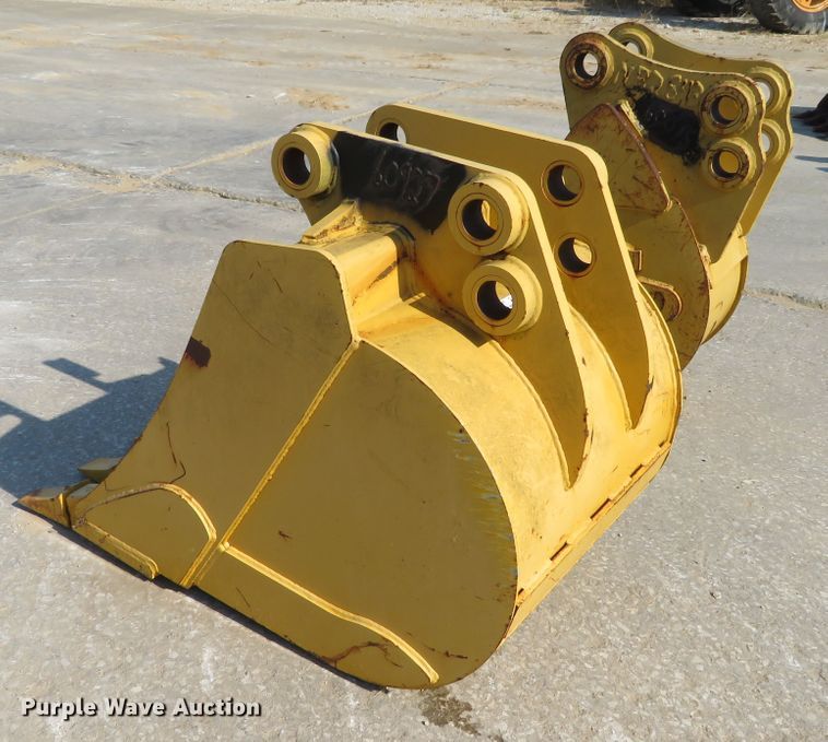 image for item DH1247 (2) backhoe buckets