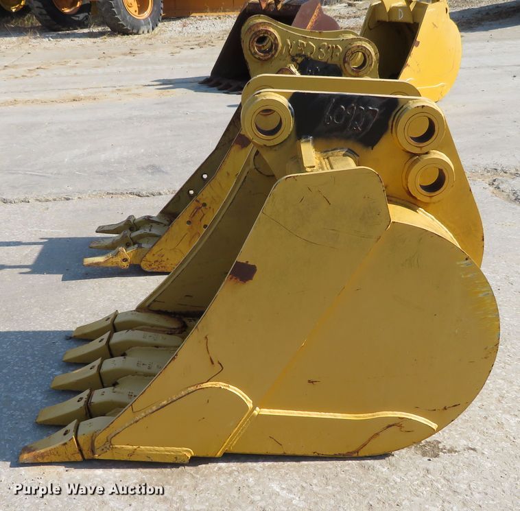 image for item DH1247 (2) backhoe buckets