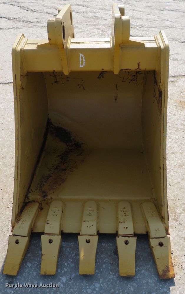 image for item DH1247 (2) backhoe buckets