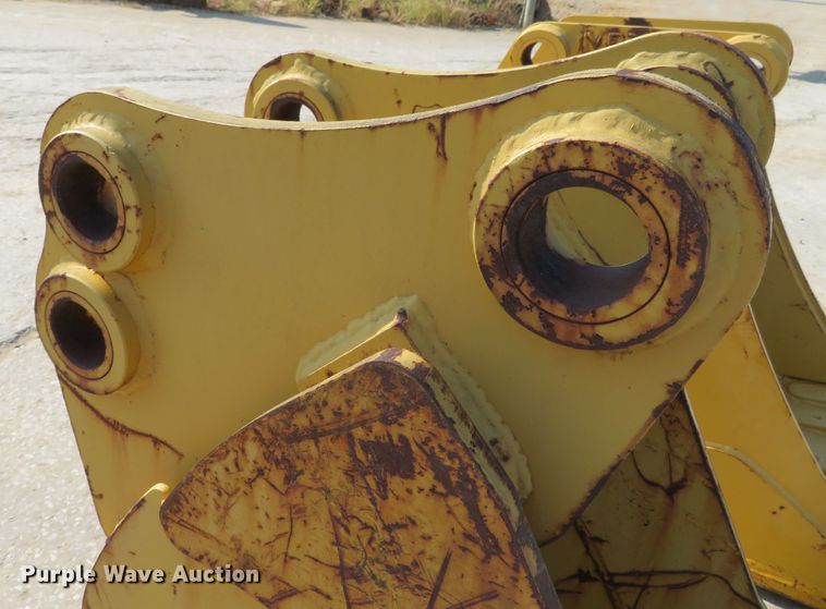 image for item DH1247 (2) backhoe buckets