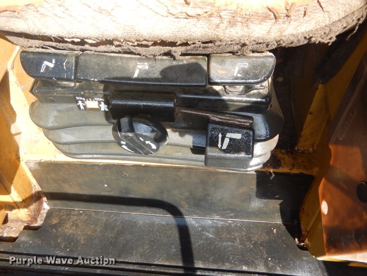 image for item DH5199 1997 Caterpillar 963B  track loader