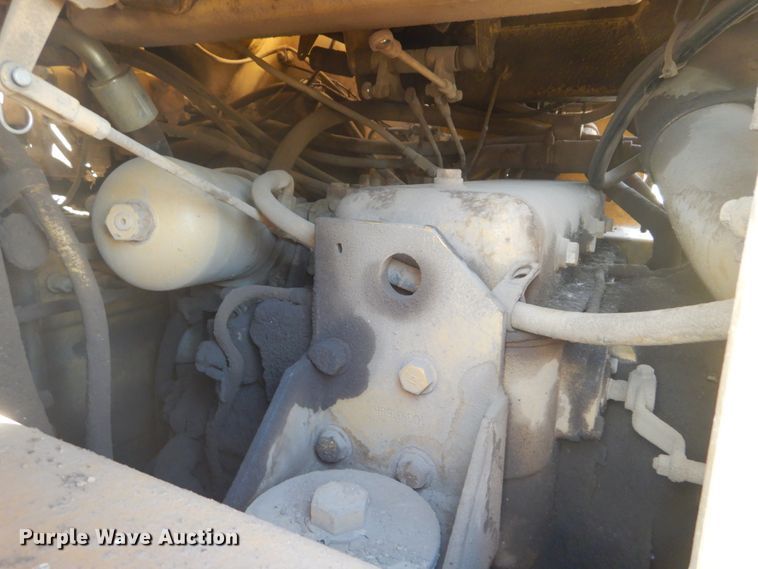 image for item DH5199 1997 Caterpillar 963B  track loader