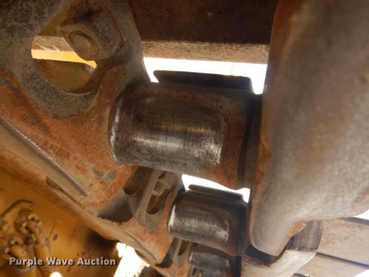 image for item DH5199 1997 Caterpillar 963B  track loader