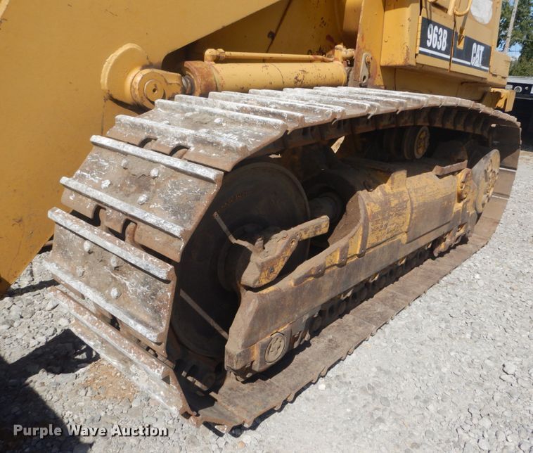 image for item DH5199 1997 Caterpillar 963B  track loader