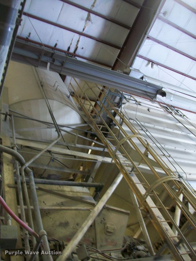 image for item DH6618 1990 Con-e-co 10 All Pro concrete batch plant