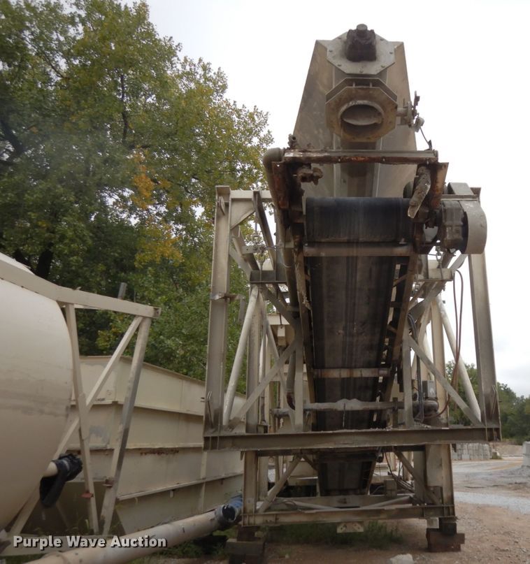 image for item DH6618 1990 Con-e-co 10 All Pro concrete batch plant