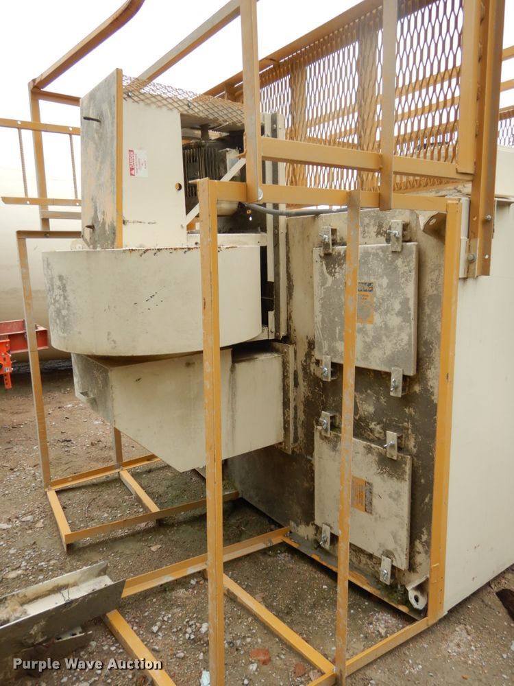 image for item DH6618 1990 Con-e-co 10 All Pro concrete batch plant