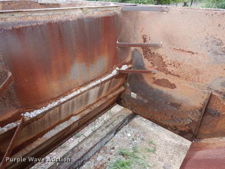 image for item DH6618 1990 Con-e-co 10 All Pro concrete batch plant