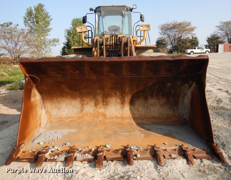 image for item DH6648 2005 Kawasaki 95ZV  wheel loader