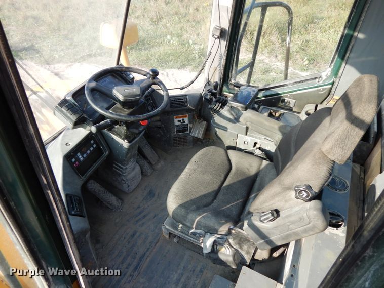 image for item DH6648 2005 Kawasaki 95ZV  wheel loader