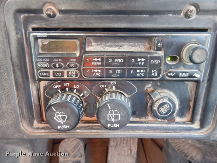 image for item DH6648 2005 Kawasaki 95ZV  wheel loader