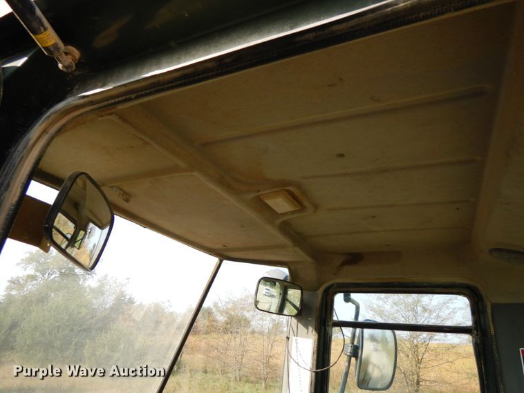 image for item DH6648 2005 Kawasaki 95ZV  wheel loader