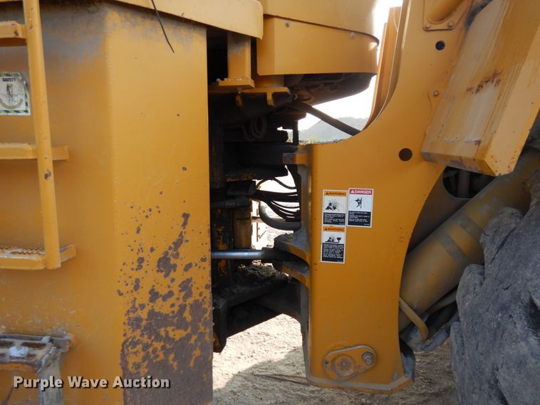 image for item DH6648 2005 Kawasaki 95ZV  wheel loader