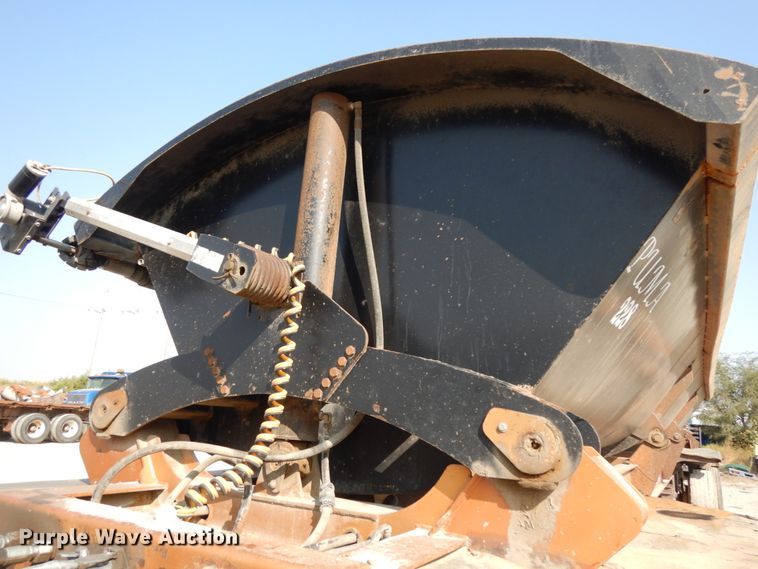 image for item DH6650 2017 Puma side dump trailer