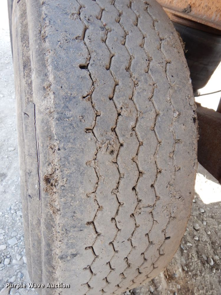 image for item DH6650 2017 Puma side dump trailer