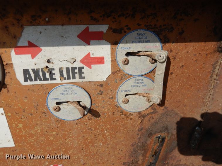 image for item DH6650 2017 Puma side dump trailer