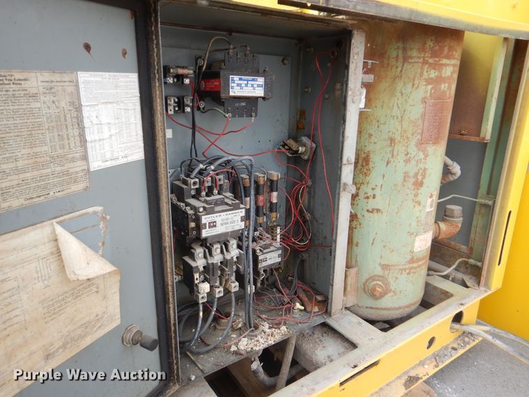 image for item DI0358 Sullair 12B-50H  air compressor