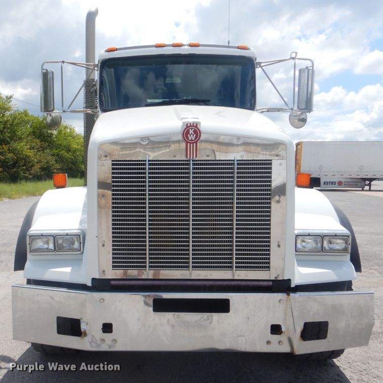 image for item DI0394 2014 Kenworth T800  vacuum truck