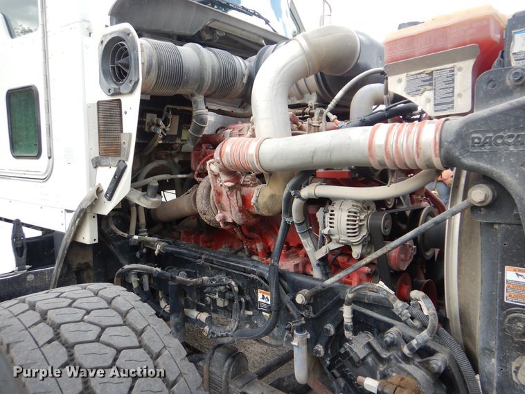 image for item DI0394 2014 Kenworth T800  vacuum truck