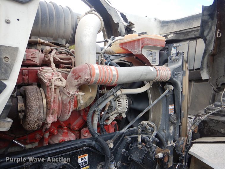 image for item DI0394 2014 Kenworth T800  vacuum truck