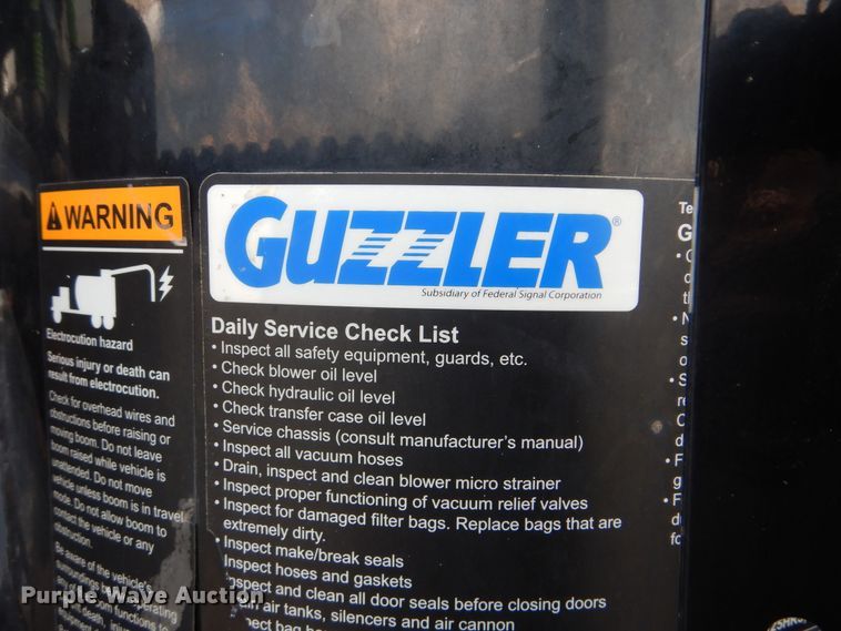 image for item DI0394 2014 Kenworth T800  vacuum truck