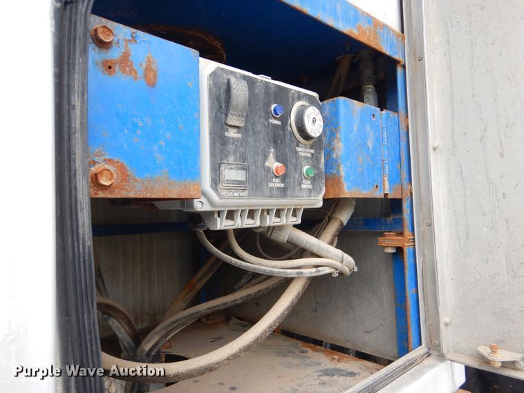 image for item DI0394 2014 Kenworth T800  vacuum truck