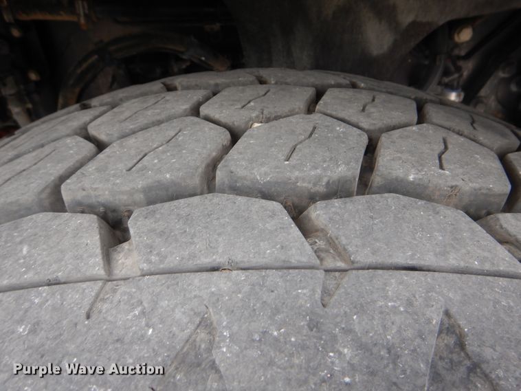 image for item DI0394 2014 Kenworth T800  vacuum truck