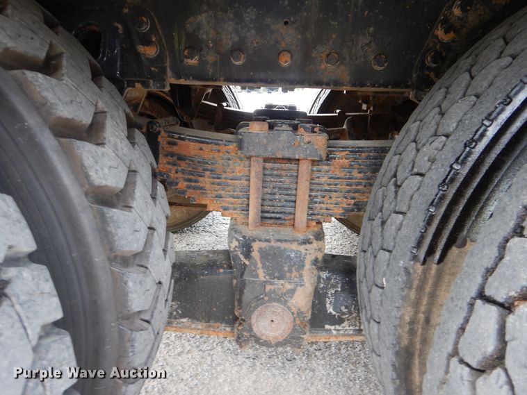 image for item DI0394 2014 Kenworth T800  vacuum truck