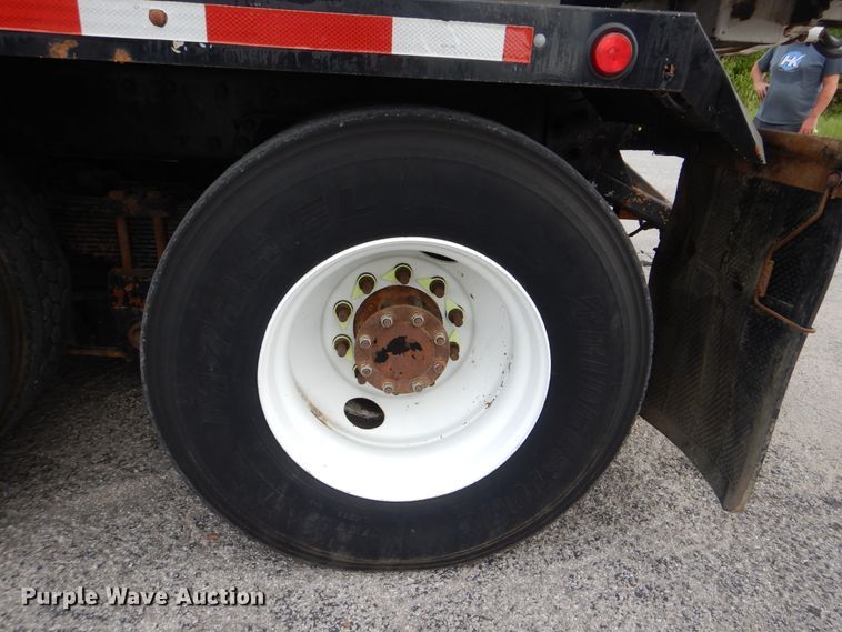 image for item DI0394 2014 Kenworth T800  vacuum truck