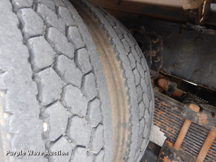 image for item DI0394 2014 Kenworth T800  vacuum truck